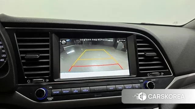 Hyundai Avante AD id 3469954 из Кореи 10