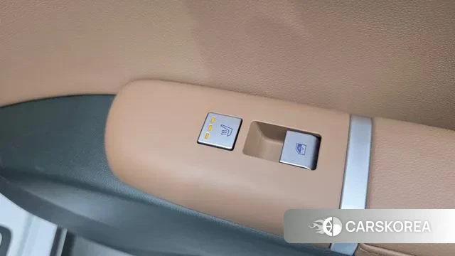 Hyundai Grandeur Hybrid (GN7) id 3053013 из Кореи 10