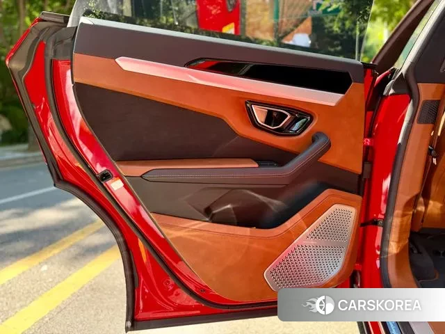 Lamborghini Urus id 2931515 из Кореи 10