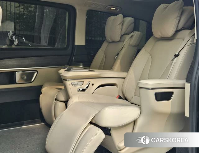 Mercedes-Benz V-class id 4297373 из Китая 10