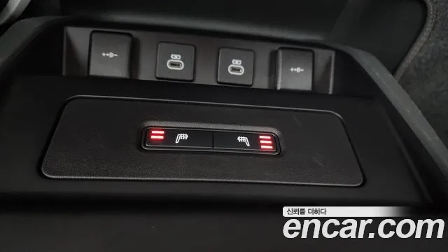 Land Rover Defender (L663) id 2880001 из Кореи 10