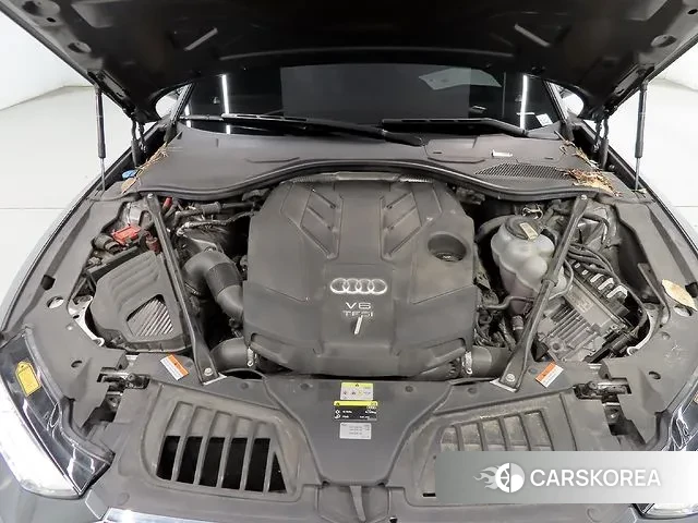 Audi A8 (D5) id 3566936 из Кореи 10