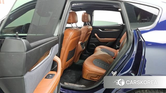 Maserati Levante id 4760456 из Кореи 10