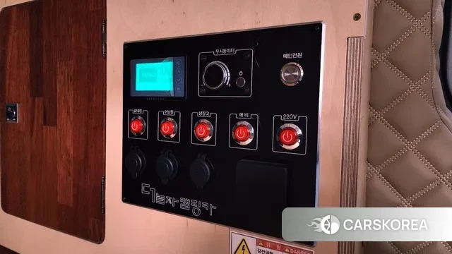 Hyundai The New Grand Starex id 3039281 из Кореи 10