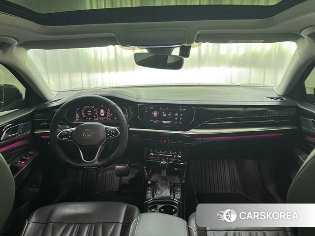 Volkswagen Passat id 4278579 из Китая 10