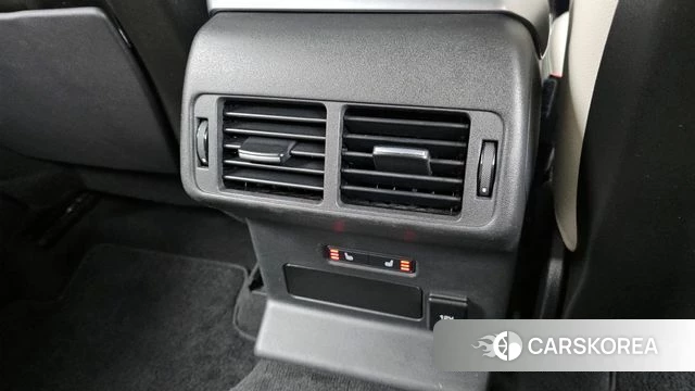 Land Rover Range Rover Velar id 3853465 из Кореи 10