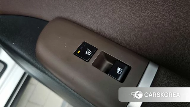 Hyundai Grandeur Hybrid (GN7) id 3858714 из Кореи 10