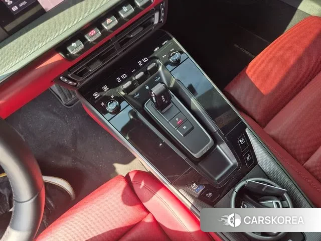 Porsche 911(992) id 2901648 из Кореи 10