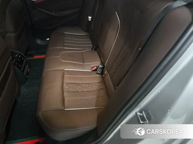 BMW 5 Series (G30) id 3504383 из Кореи 10