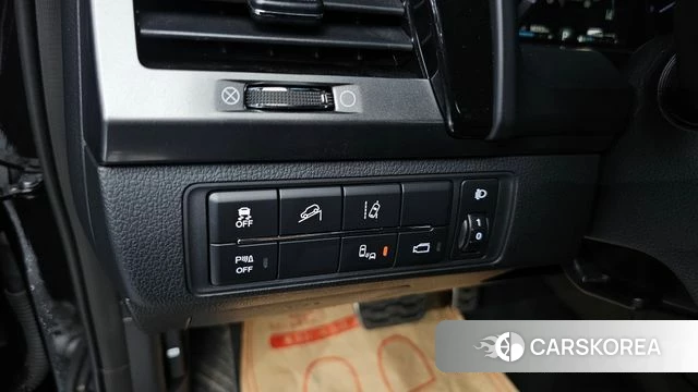 Ssangyong The New Rexton Sports Cannes id 4614007 из Кореи 10