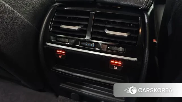 BMW 5 Series (G30) id 3284109 из Кореи 10