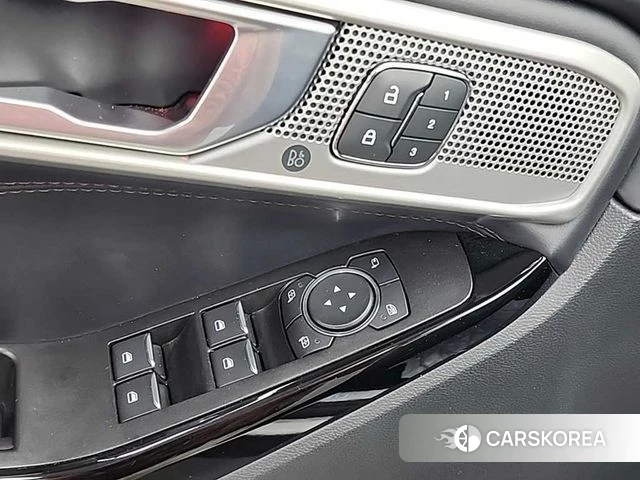Ford Explorer 6th Generation id 4511354 из Кореи 10