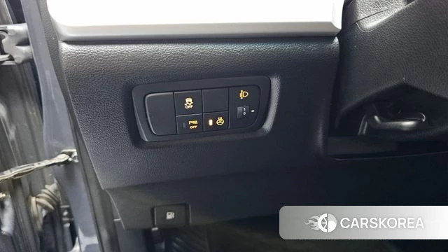 Ssangyong New Style Korando C id 4689448 из Кореи 10