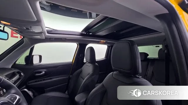 Jeep Renegade id 2930096 из Кореи 10