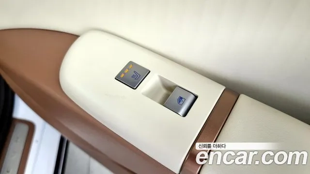 Hyundai Grandeur Hybrid (GN7) id 2934983 из Кореи 10