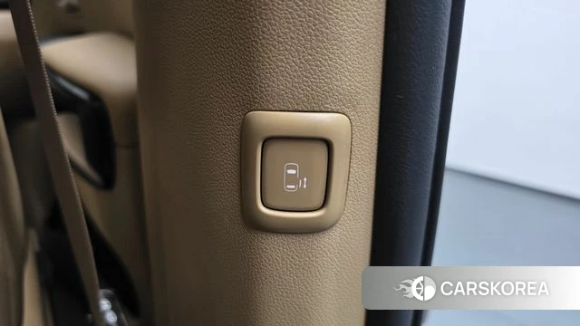 Kia The New Carnival id 4689380 из Кореи 10
