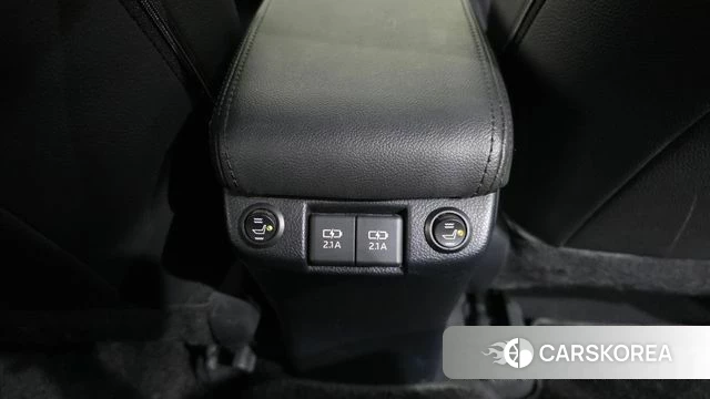 Toyota Prius 4th Generation id 4562982 из Кореи 10
