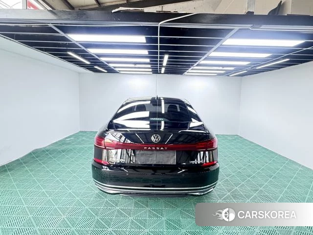 Volkswagen Passat id 4313473 из Китая 10