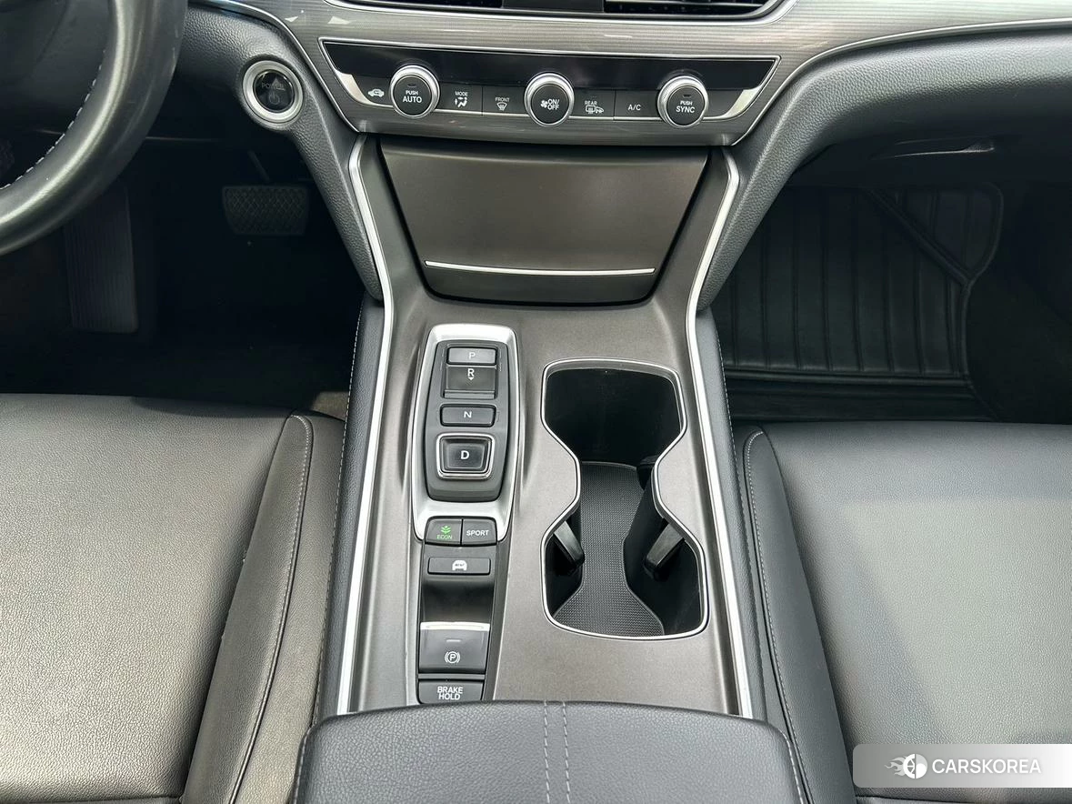 Honda Accord id 4454760 из Китая 10