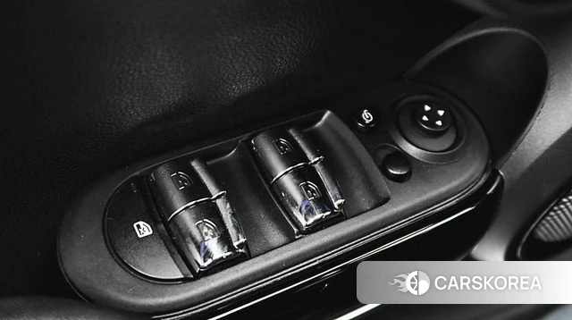 Mini Cooper id 4905304 из Кореи 10