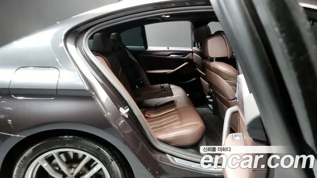 BMW 5 Series (G30) id 2655748 из Кореи 10