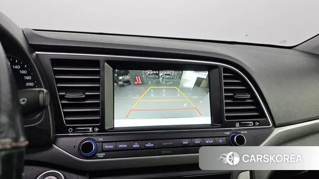 Hyundai Avante AD id 3345306 из Кореи 10