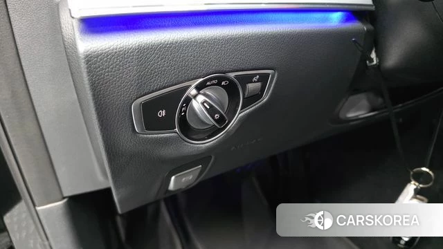 Mercedes-Benz E-Class W213 id 4779822 из Кореи 10