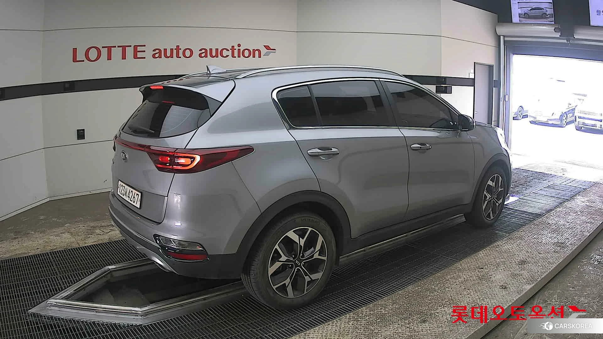 Kia Sportage id 3875738 из Кореи 10