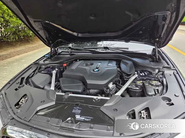 BMW 5 Series (G30) id 3407751 из Кореи 10