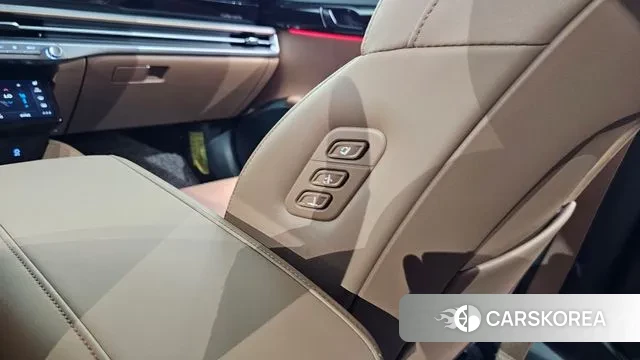 Hyundai Grandeur Hybrid (GN7) id 2900068 из Кореи 10