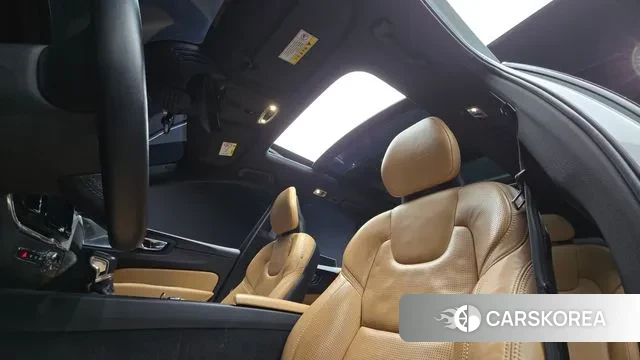 Volvo XC60 second Generation id 3440034 из Кореи 10