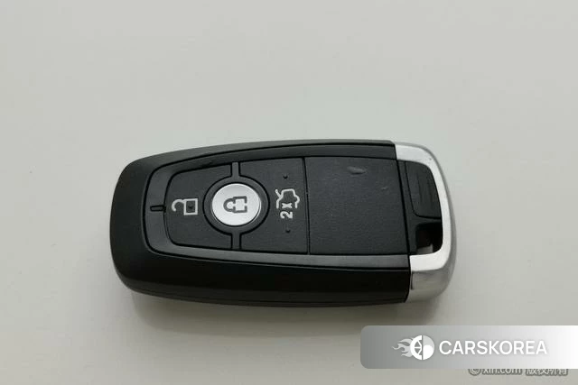 Ford Fox id 4210187 из Китая 10