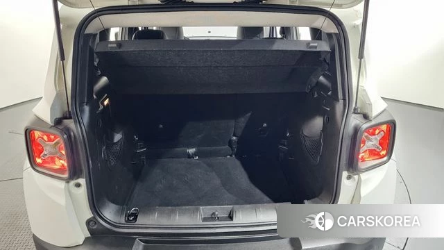 Jeep Renegade id 4203576 из Кореи 10