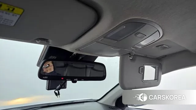 Kia Stonic id 3408037 из Кореи 10