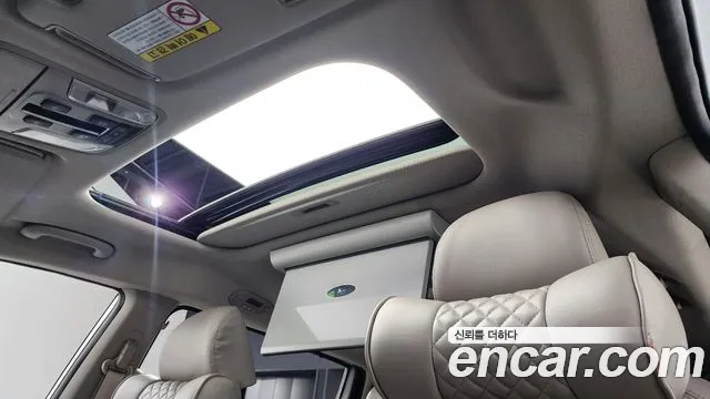 Kia The New Carnival id 2681690 из Кореи 10