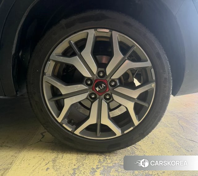 Kia Seltos id 4759703 из Кореи 10