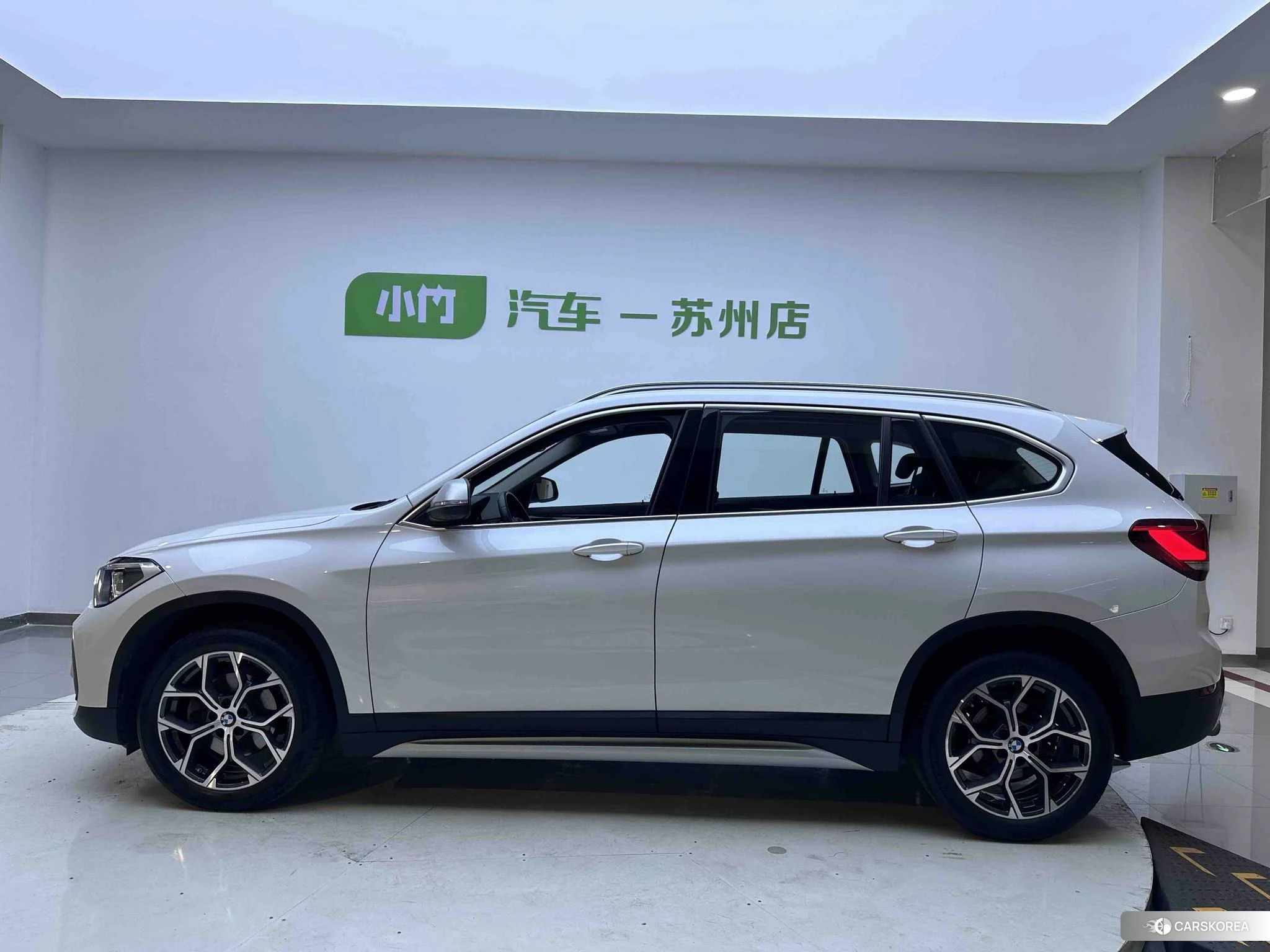 BMW X1 id 4455288 из Китая 10