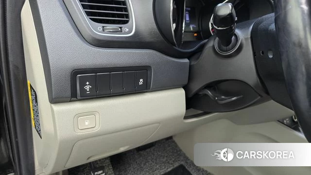 Kia The New Carnival id 4746397 из Кореи 10