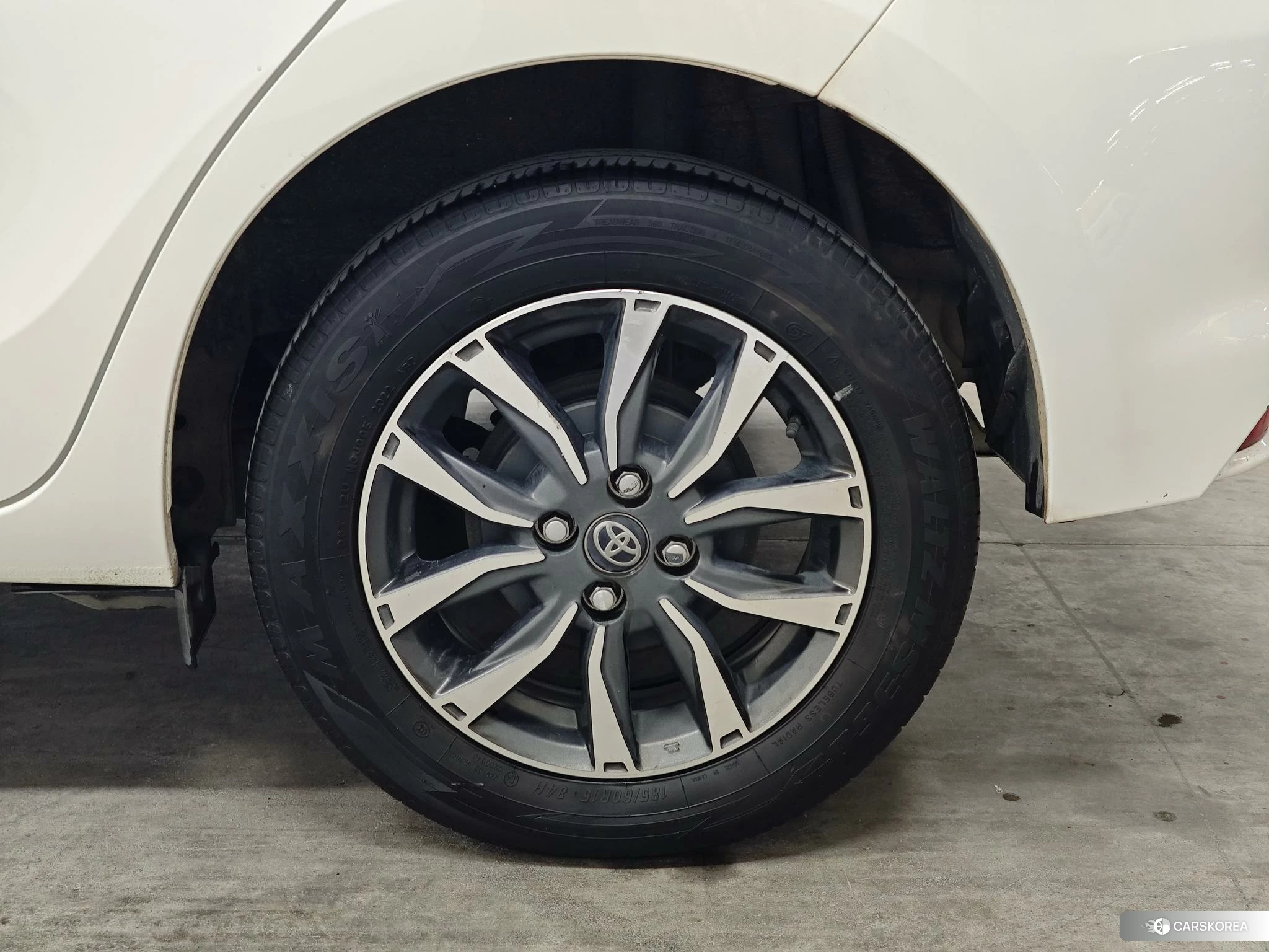 Toyota Yaris L id 4453777 из Китая 10