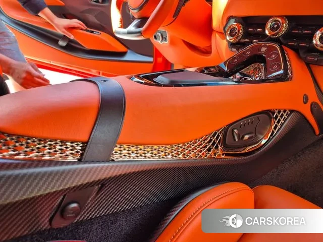 Aston Martin DBS id 2911839 из Кореи 10