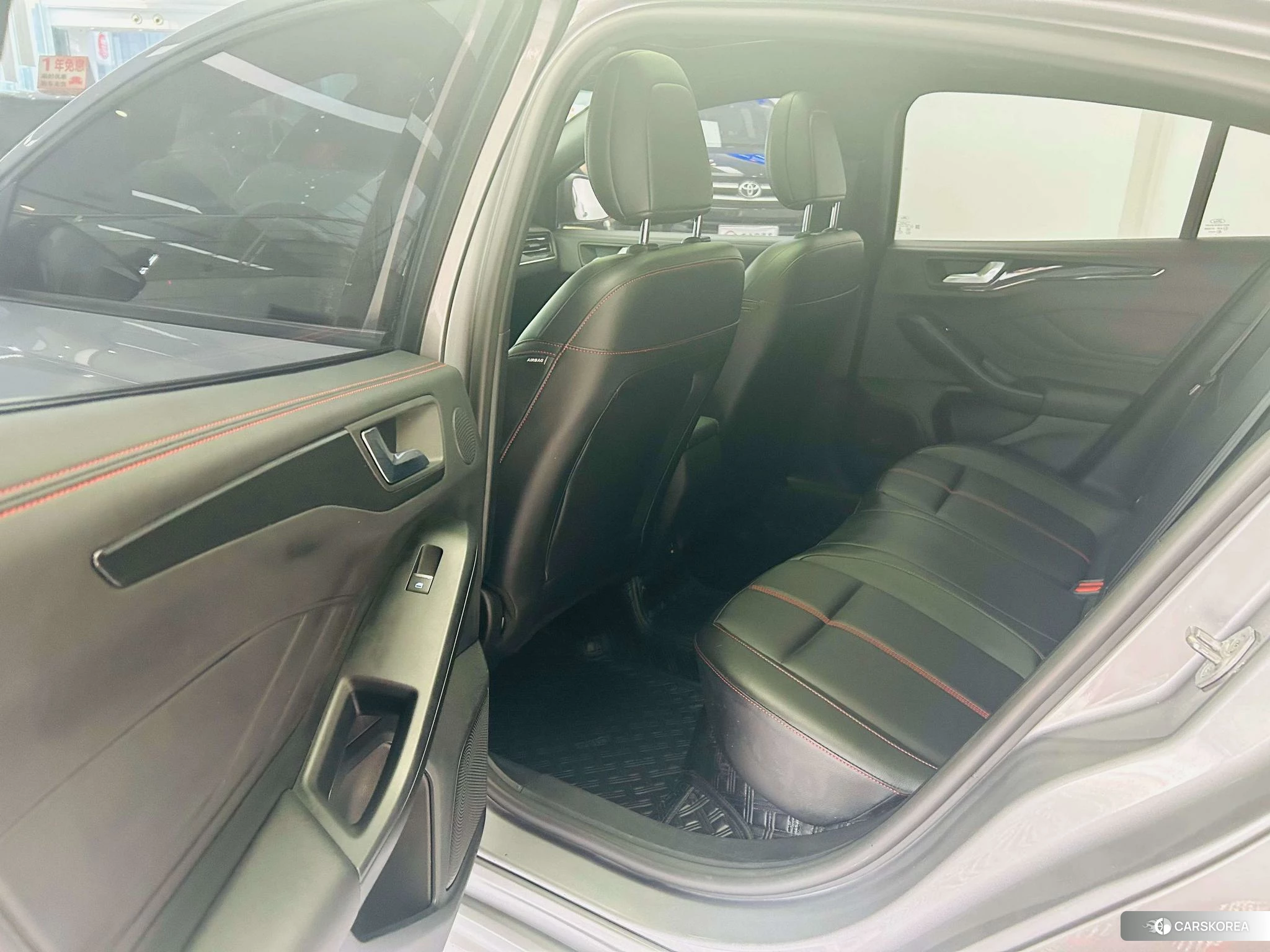 Ford Fox id 4406123 из Китая 10