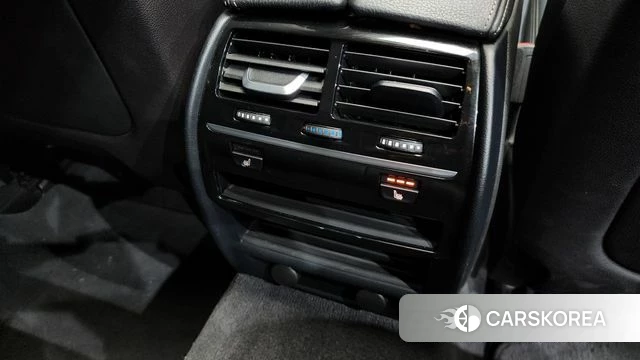 BMW 5 Series (G30) id 3966380 из Кореи 10