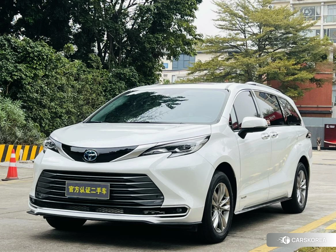 Toyota Saina id 4452559 из Китая 10