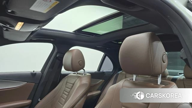 Mercedes-Benz E-Class W213 id 4180560 из Кореи 10