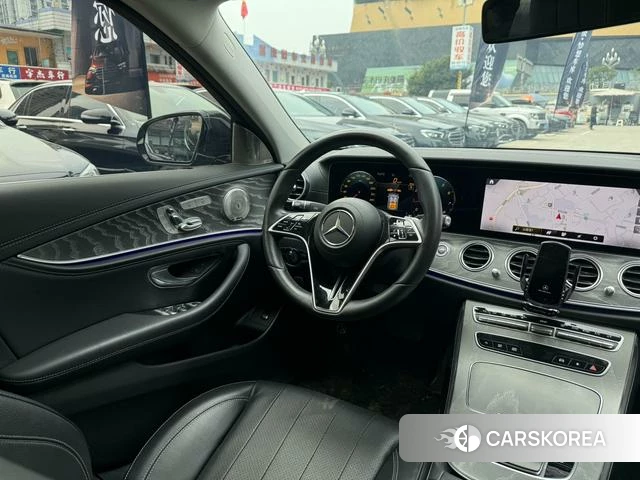 Mercedes-Benz E-class id 4290117 из Китая 10