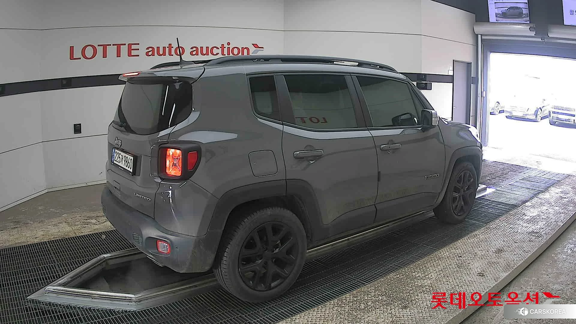 Jeep Straw Renegade 1.3 FWD id 3888279 из Кореи 7