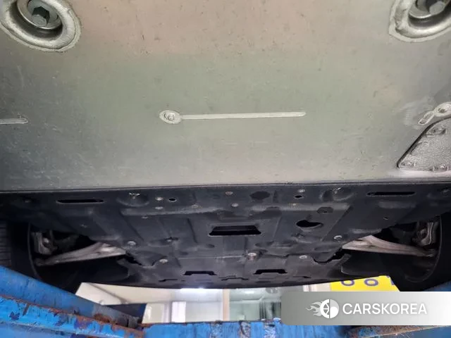 Kia Niro EV id 3772388 из Кореи 10