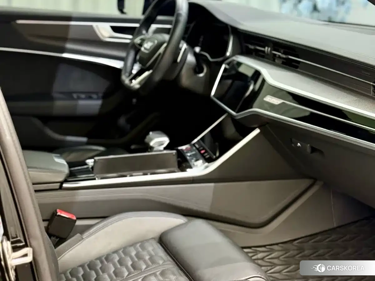 Audi RS 6 id 4583913 из Китая 10