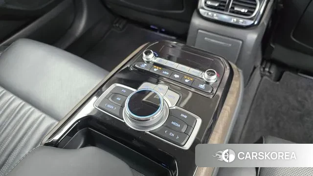 Genesis G90 id 3362899 из Кореи 10