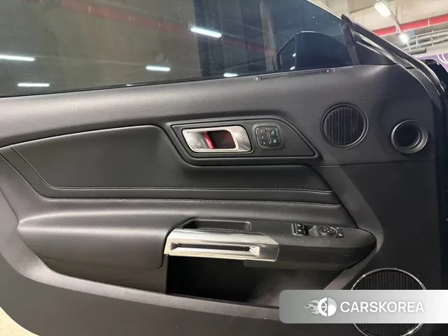 Ford Mustang id 3687119 из Кореи 10